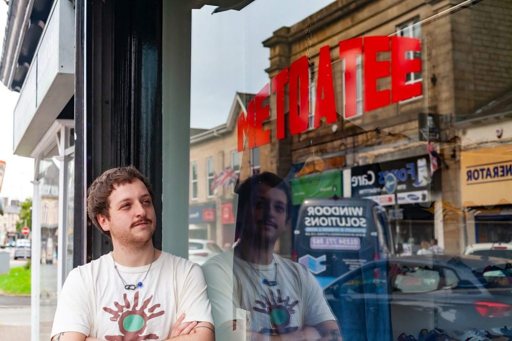 MetoaTee, Darwen’s coolest independent retailer, joins #shopdarwen!