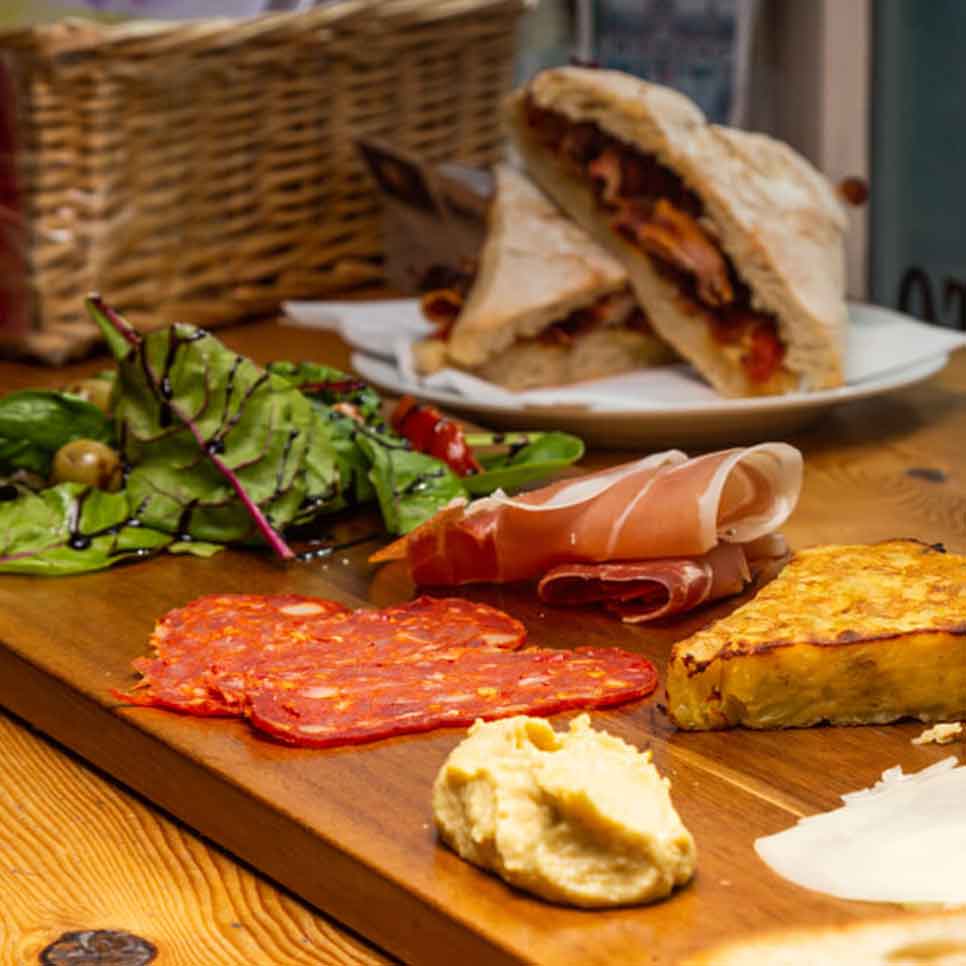 Deli Carlo